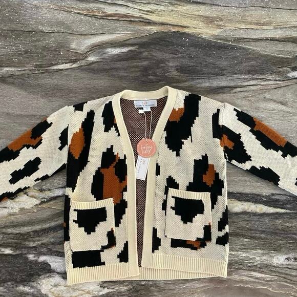 🐆Bailey’s Blossoms Cardigan-NEW Size Youth Small! - Picture 1 of 3